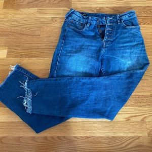 True Religion size 26 high rise cropped straight leg dark wash jeans